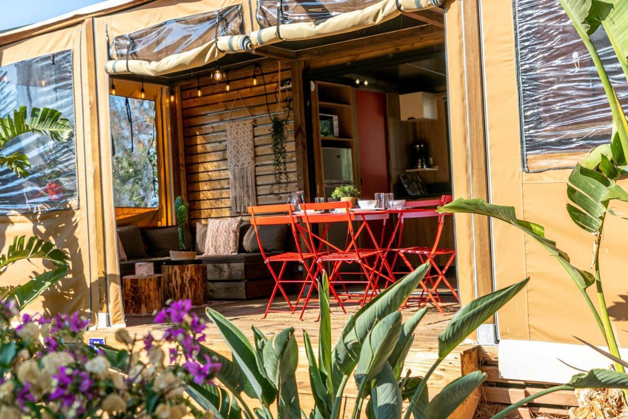Camping Site De Gorge Vent Fréjus Екстериор снимка