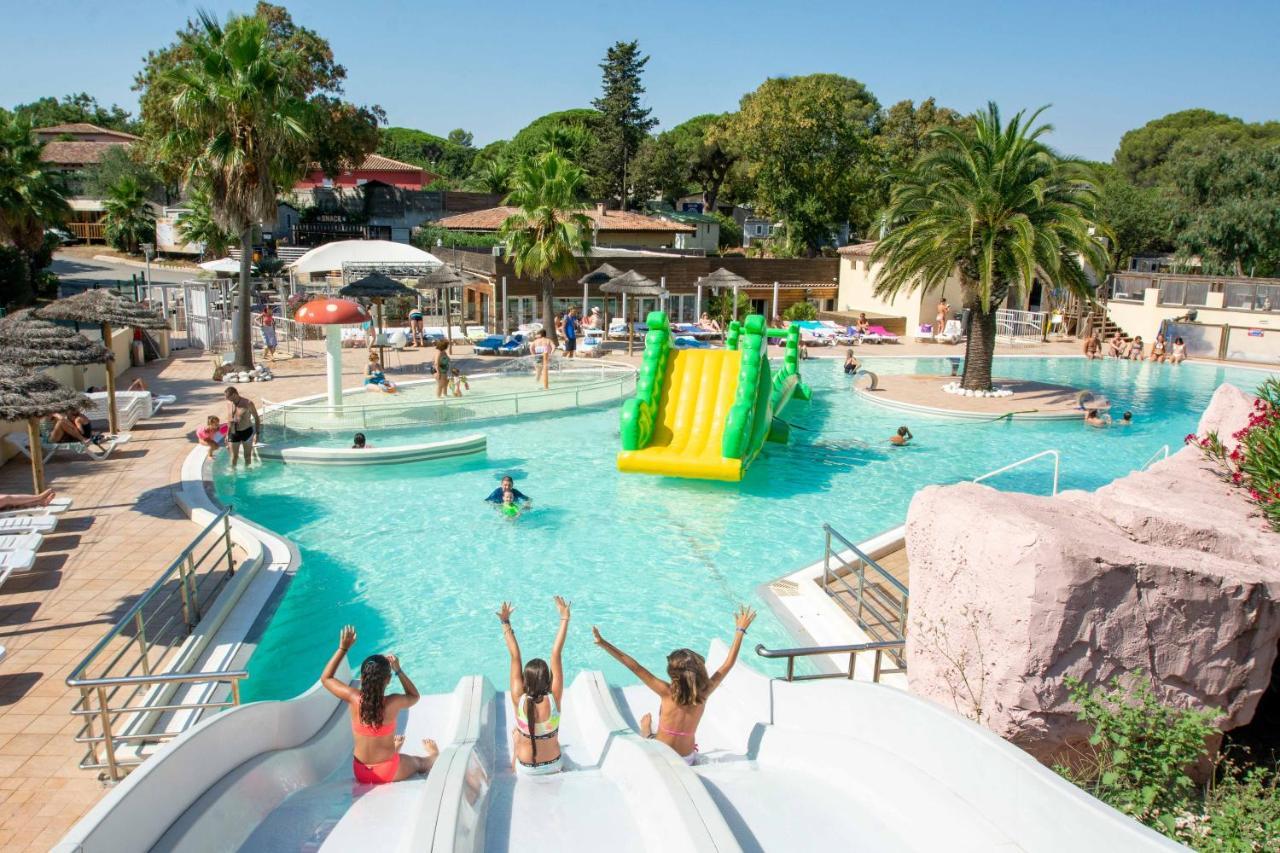 Camping Site De Gorge Vent Fréjus Екстериор снимка