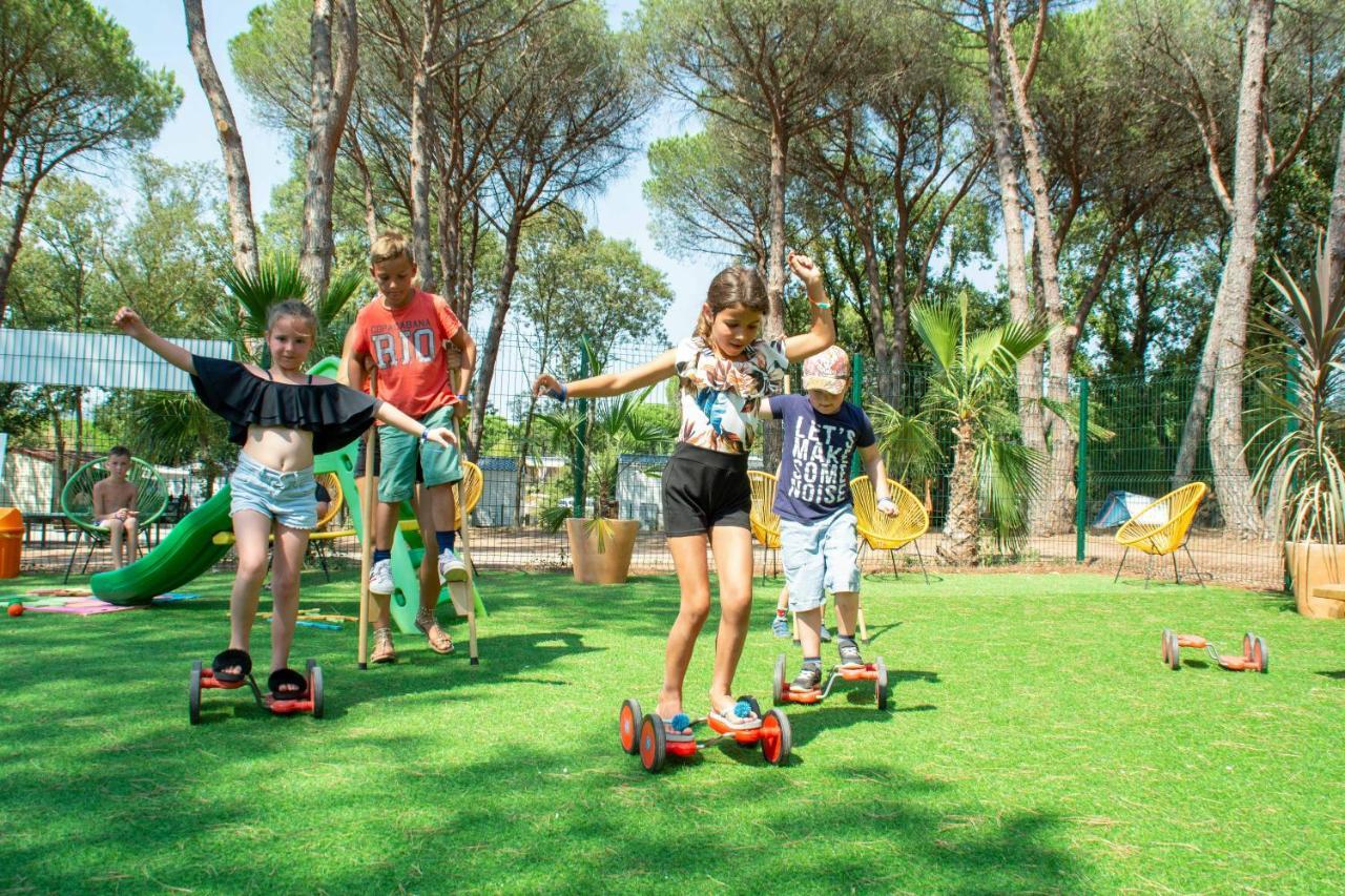 Camping Site De Gorge Vent Fréjus Екстериор снимка