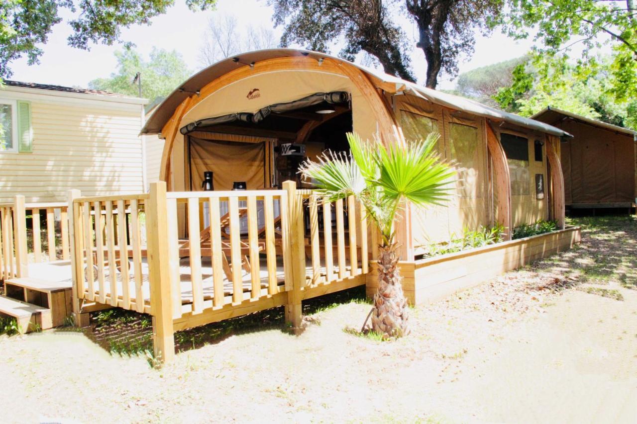 Camping Site De Gorge Vent Fréjus Екстериор снимка